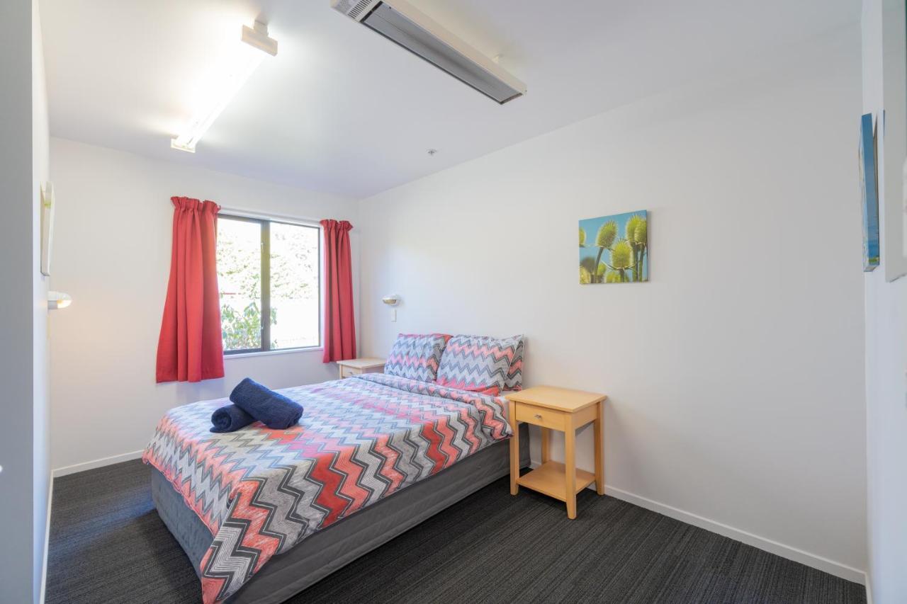 Te Anau Central Backpackers Bagian luar foto