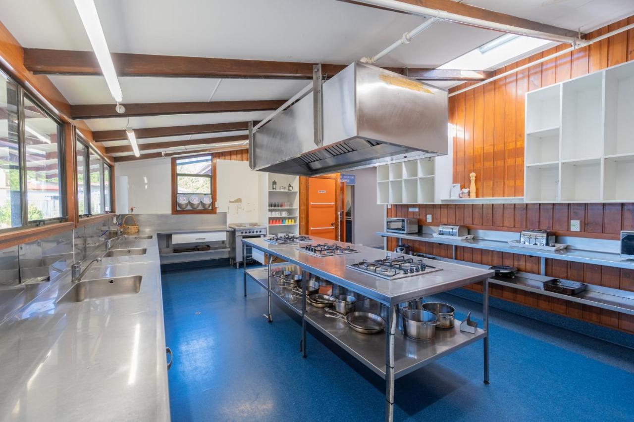 Te Anau Central Backpackers Bagian luar foto
